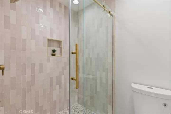 605 Woodcrest Lane E, Palm Desert, California 92260