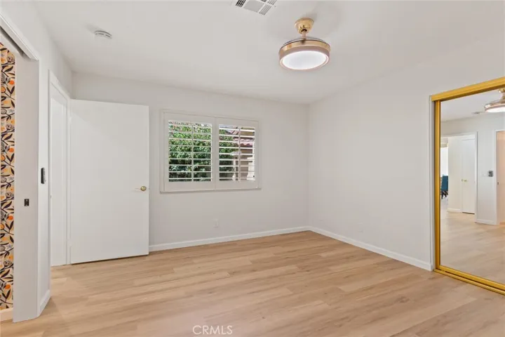 605 Woodcrest Lane E, Palm Desert, California 92260