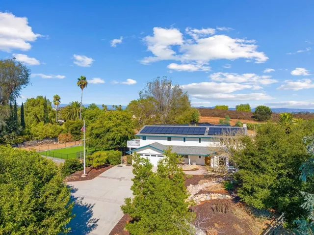 1322 Hamilton Lane, Escondido, California 92029