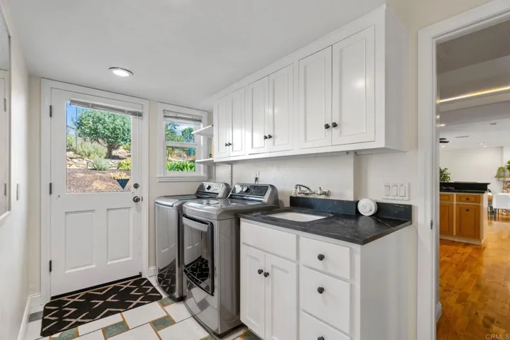 1322 Hamilton Lane, Escondido, California 92029