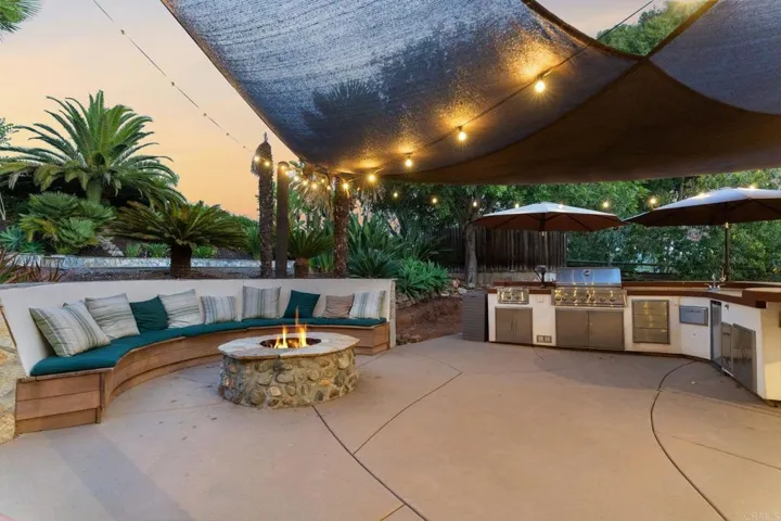 1322 Hamilton Lane, Escondido, California 92029