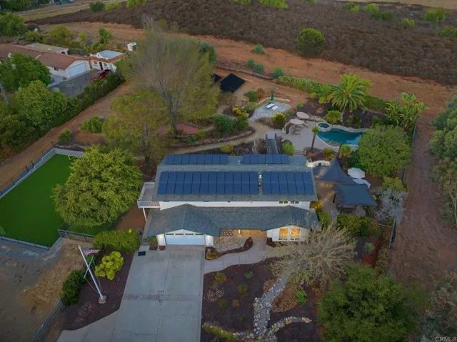 1322 Hamilton Lane, Escondido, California 92029