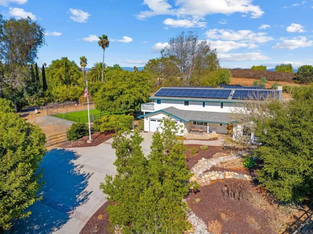 1322 Hamilton Lane, Escondido, California 92029
