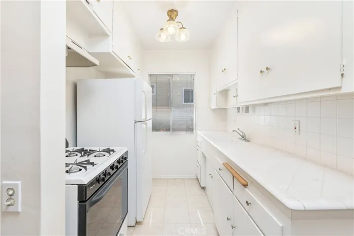 1249 S Westgate Avenue, Los Angeles, California 90025