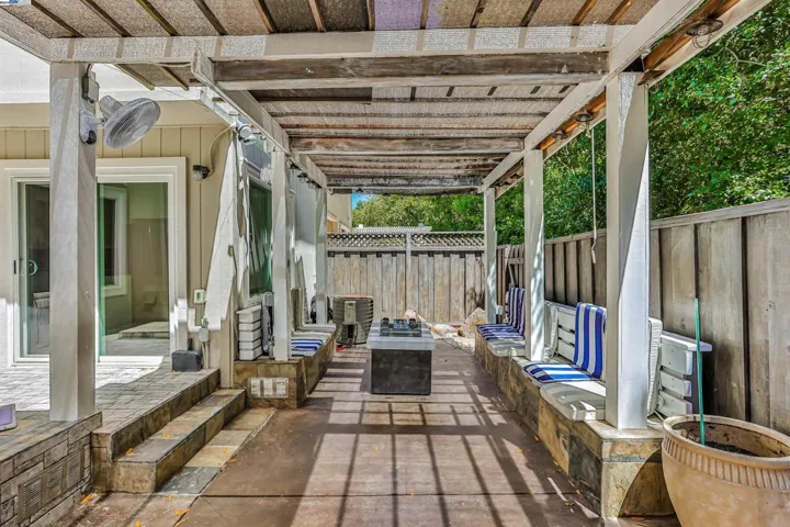 7409 Rolling Hills Cir, Dublin, California 94568
