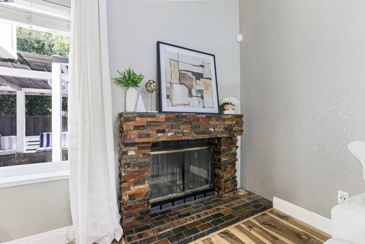7409 Rolling Hills Cir, Dublin, California 94568