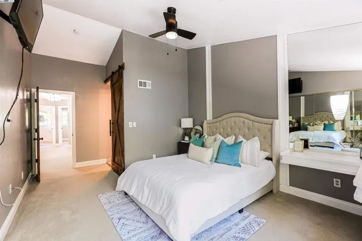 7409 Rolling Hills Cir, Dublin, California 94568