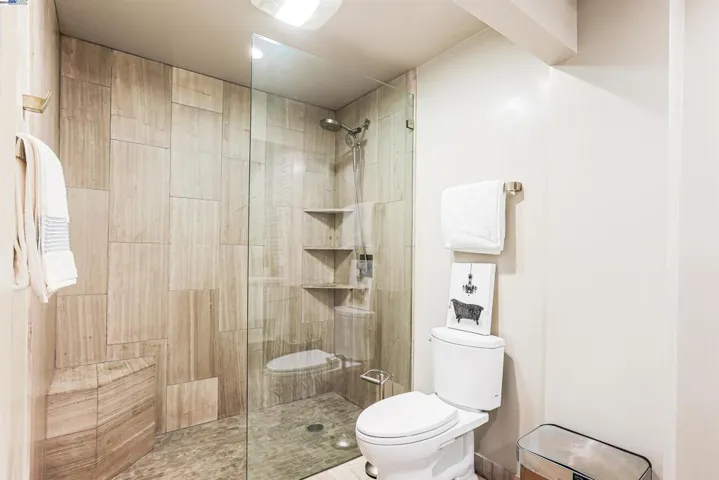 7409 Rolling Hills Cir, Dublin, California 94568
