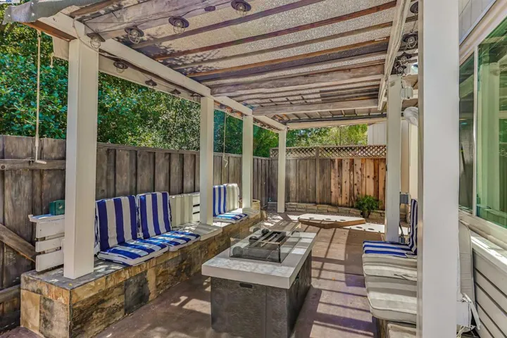7409 Rolling Hills Cir, Dublin, California 94568