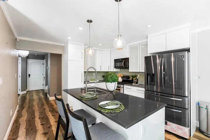 7409 Rolling Hills Cir, Dublin, California 94568