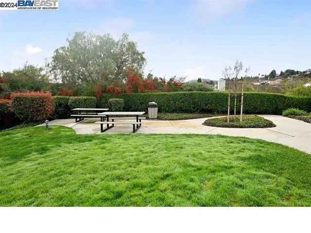 7409 Rolling Hills Cir, Dublin, California 94568