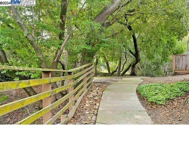 7409 Rolling Hills Cir, Dublin, California 94568