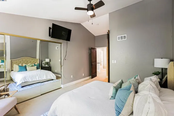 7409 Rolling Hills Cir, Dublin, California 94568
