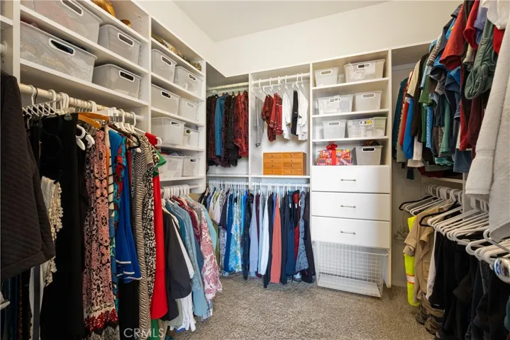 Walk in closet