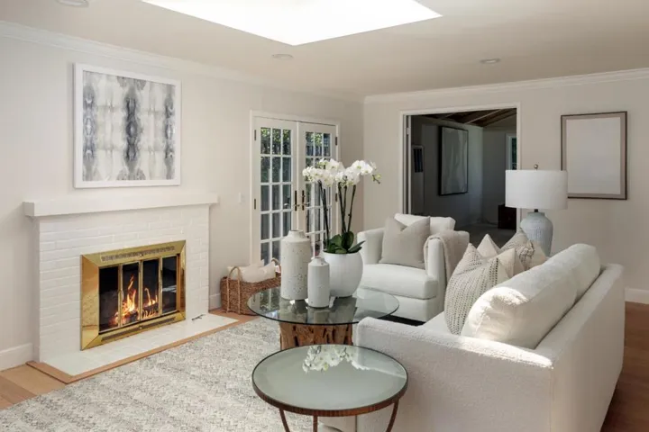 284 Langton Avenue, Los Altos, California 94022