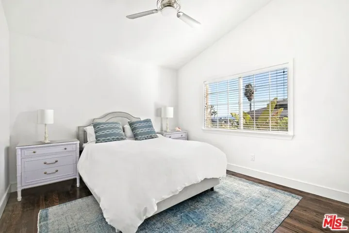 843 Enchanted Way, Pacific Palisades, California 90272