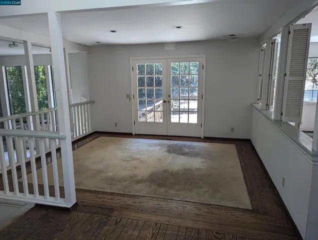 7460 Woodrow Dr, Oakland, California 94611