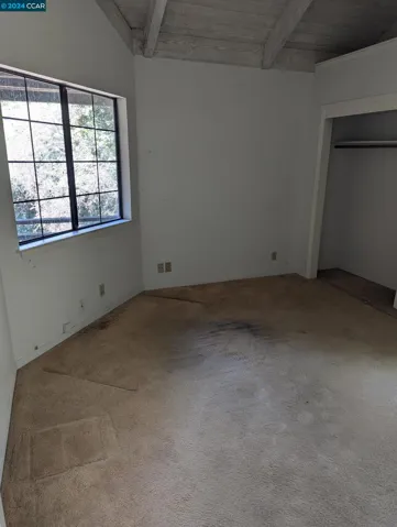 7460 Woodrow Dr, Oakland, California 94611