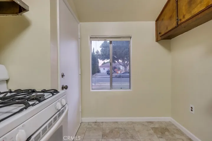 5767 Mckinley Avenue, South Gate, California 90280
