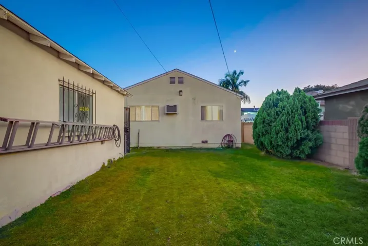 5767 Mckinley Avenue, South Gate, California 90280