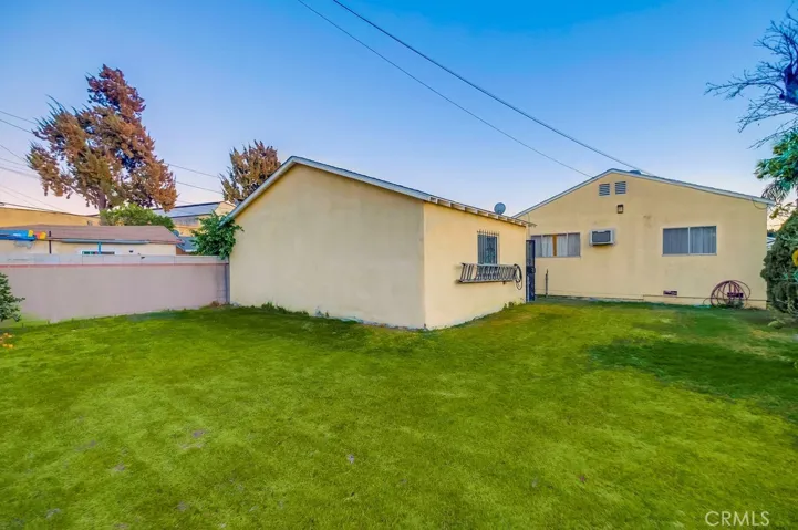 5767 Mckinley Avenue, South Gate, California 90280
