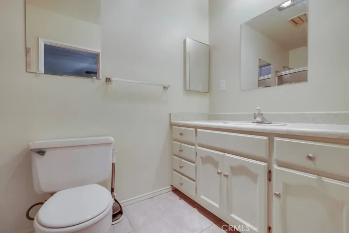 5767 Mckinley Avenue, South Gate, California 90280