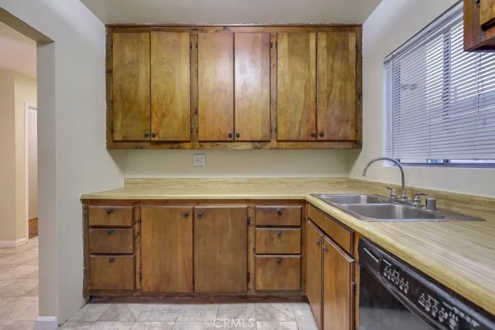 5767 Mckinley Avenue, South Gate, California 90280