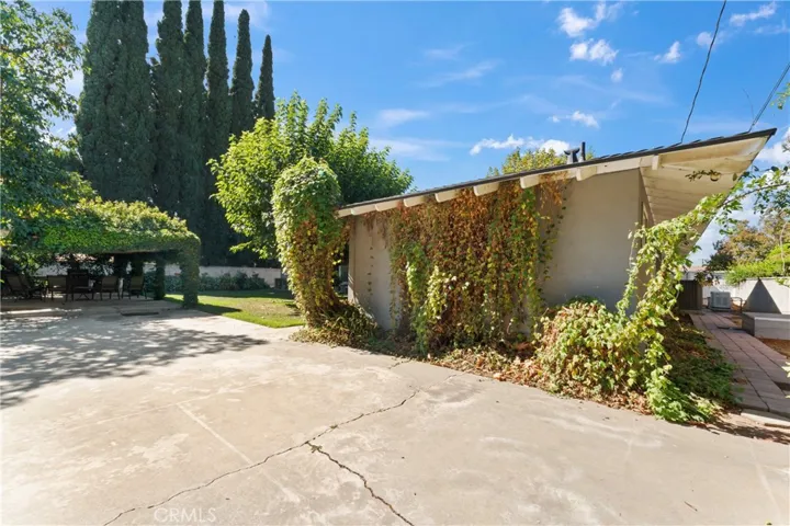 5230 Falkirk Avenue, Riverside, California 92506