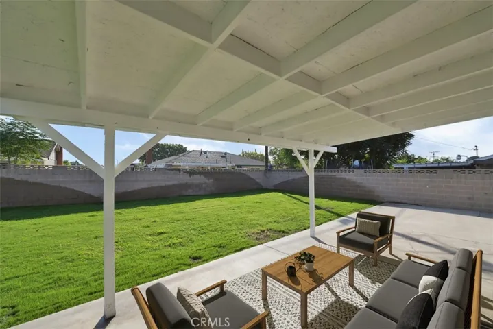 269 N Idyllwild Avenue, Rialto, California 92376