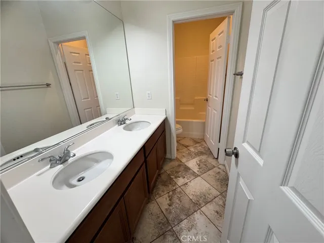 6274 Arcadia Street, Eastvale, California 92880