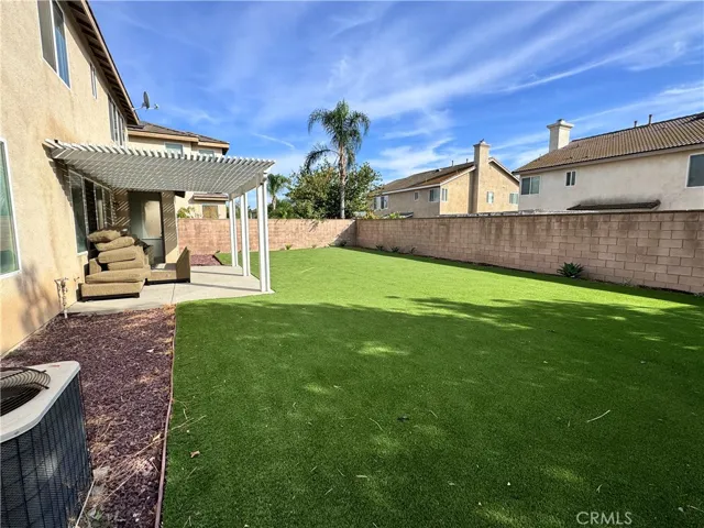 6274 Arcadia Street, Eastvale, California 92880