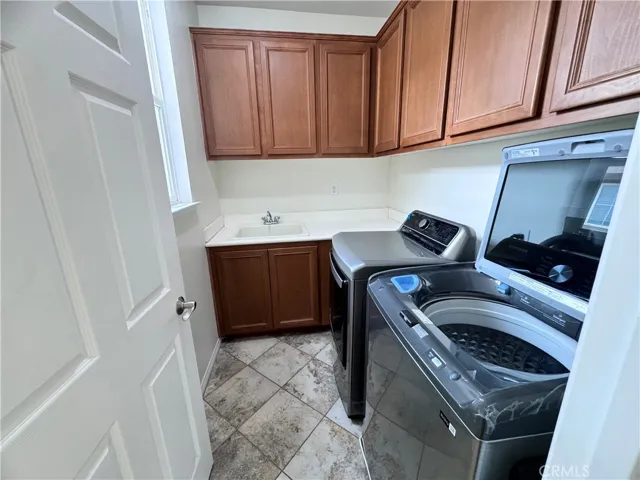 6274 Arcadia Street, Eastvale, California 92880