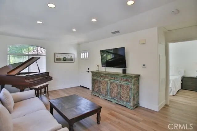 99 Whippoorwill Ln, Aliso Viejo, California 92656
