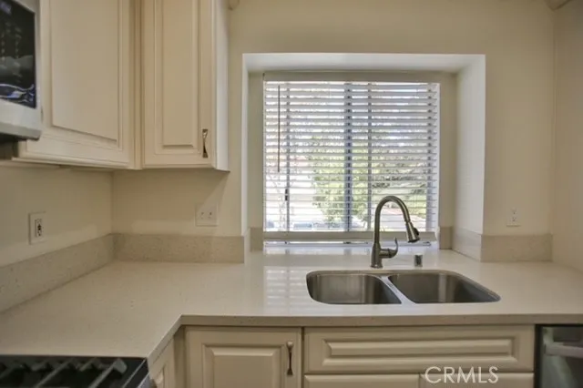 99 Whippoorwill Ln, Aliso Viejo, California 92656