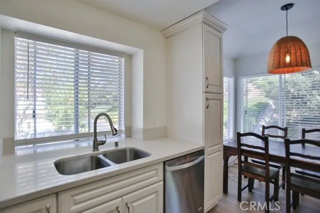 99 Whippoorwill Ln, Aliso Viejo, California 92656