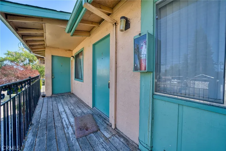 15 Royale Avenue, Lakeport, California 95453