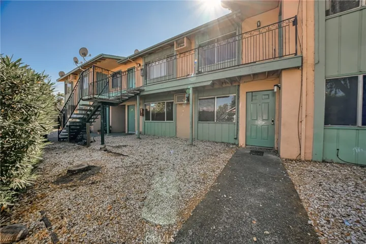 15 Royale Avenue, Lakeport, California 95453