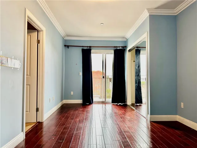 3529 Walnut Avenue, Manhattan Beach, California 90266