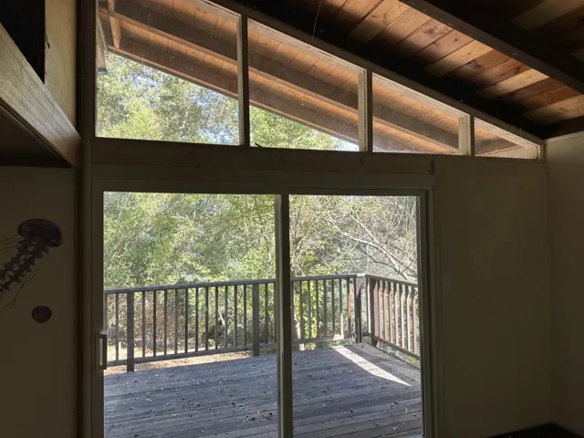 881 Hillcrest Drive, Felton, California 95018