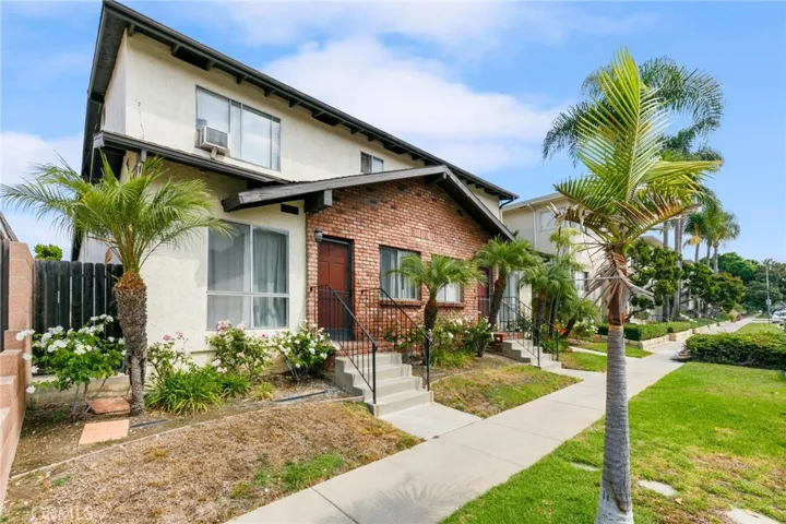 651 E 46th Street, Long Beach, California 90807