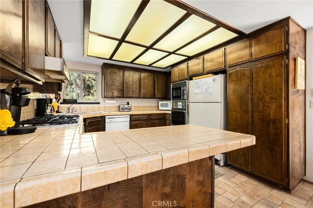 Party tray counters
