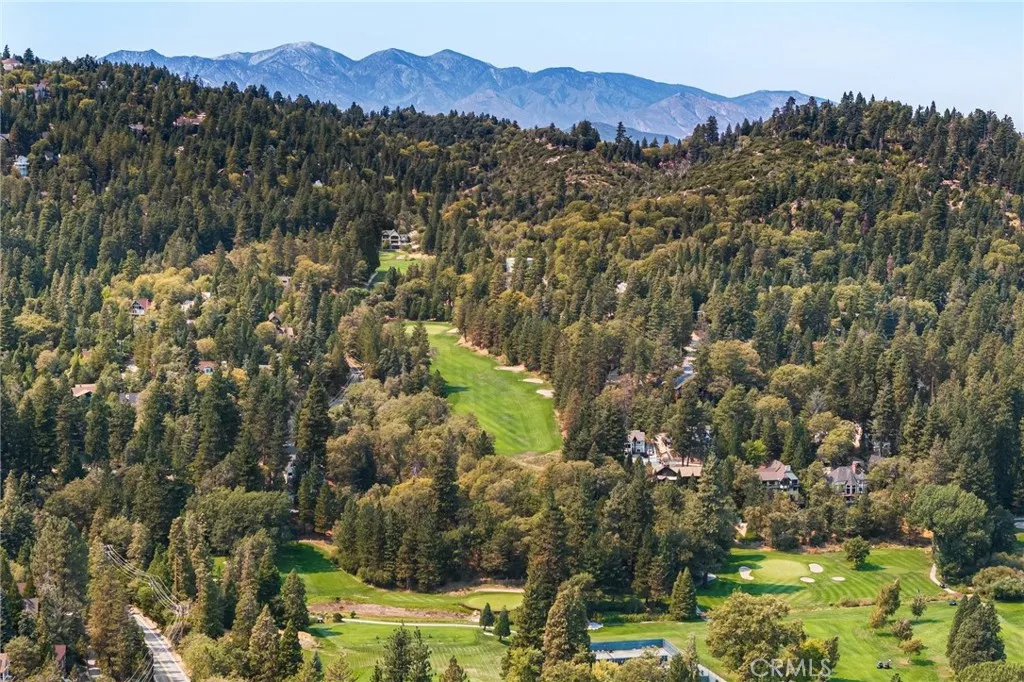 175 Golf Course Road, Lake Arrowhead, California 92317 home-pic-24