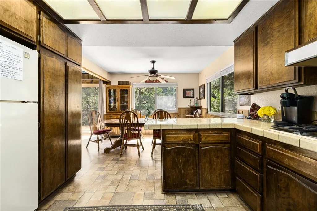 175 Golf Course Road, Lake Arrowhead, California 92317 home-pic-38