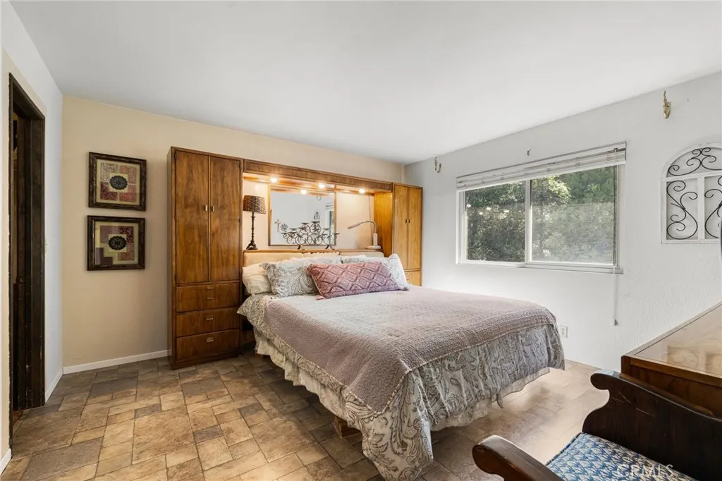 175 Golf Course Road, Lake Arrowhead, California 92317 home-pic-42