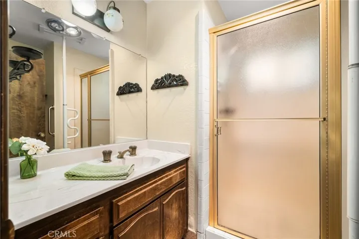 Master walk in shower!