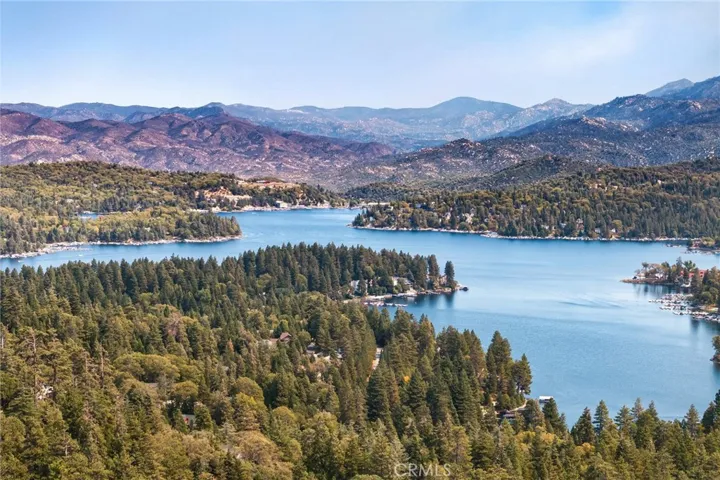 Iconic Lake Arrowhead