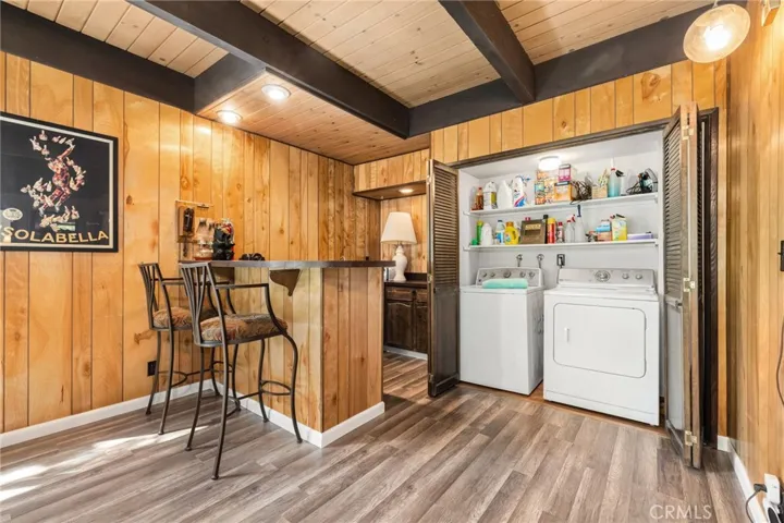 2nd level bar and laundry room