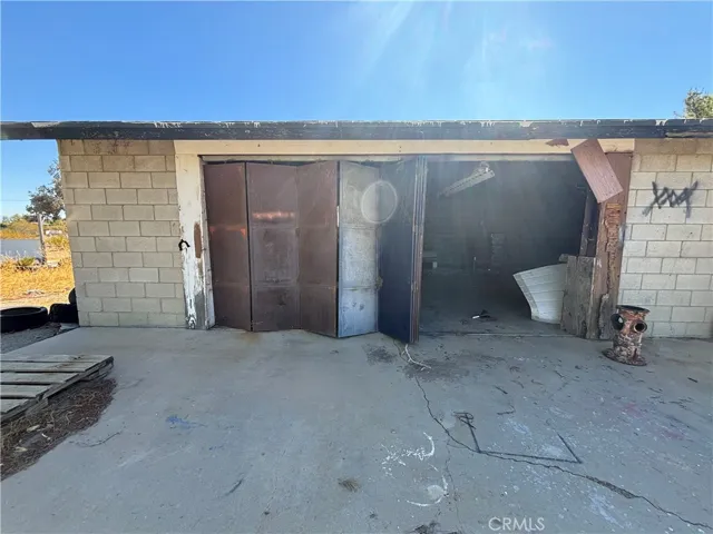 4366 Salerno Road, Phelan, California 92371