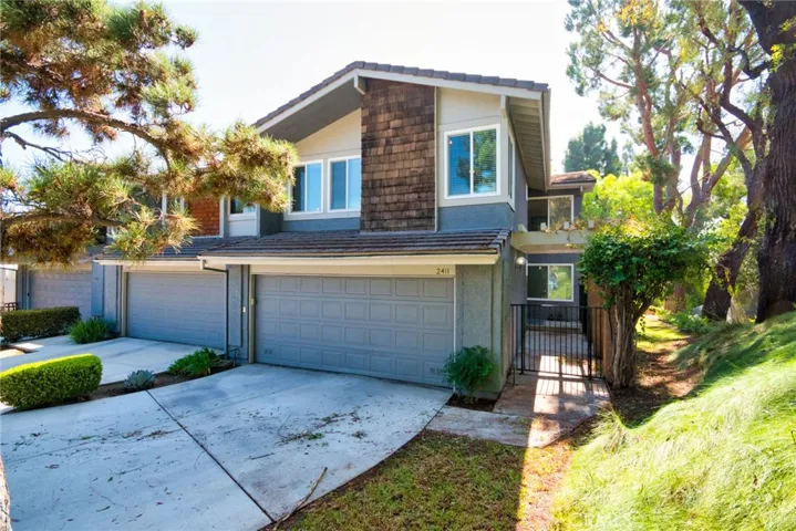 2411 N North Creek Lane, Fullerton, California 92831