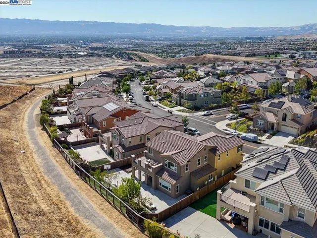 1627 N Terracina Dr, Dublin, California 94568